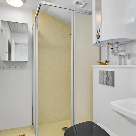 Three-bedroom In Sydals Nedre Lysabild