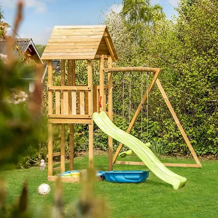 Three-bedroom In Sydals Hébergement de vacances *