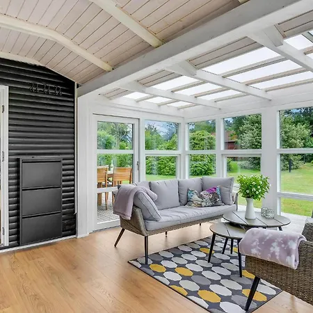 Semesterbostad Three-bedroom In Sydals *